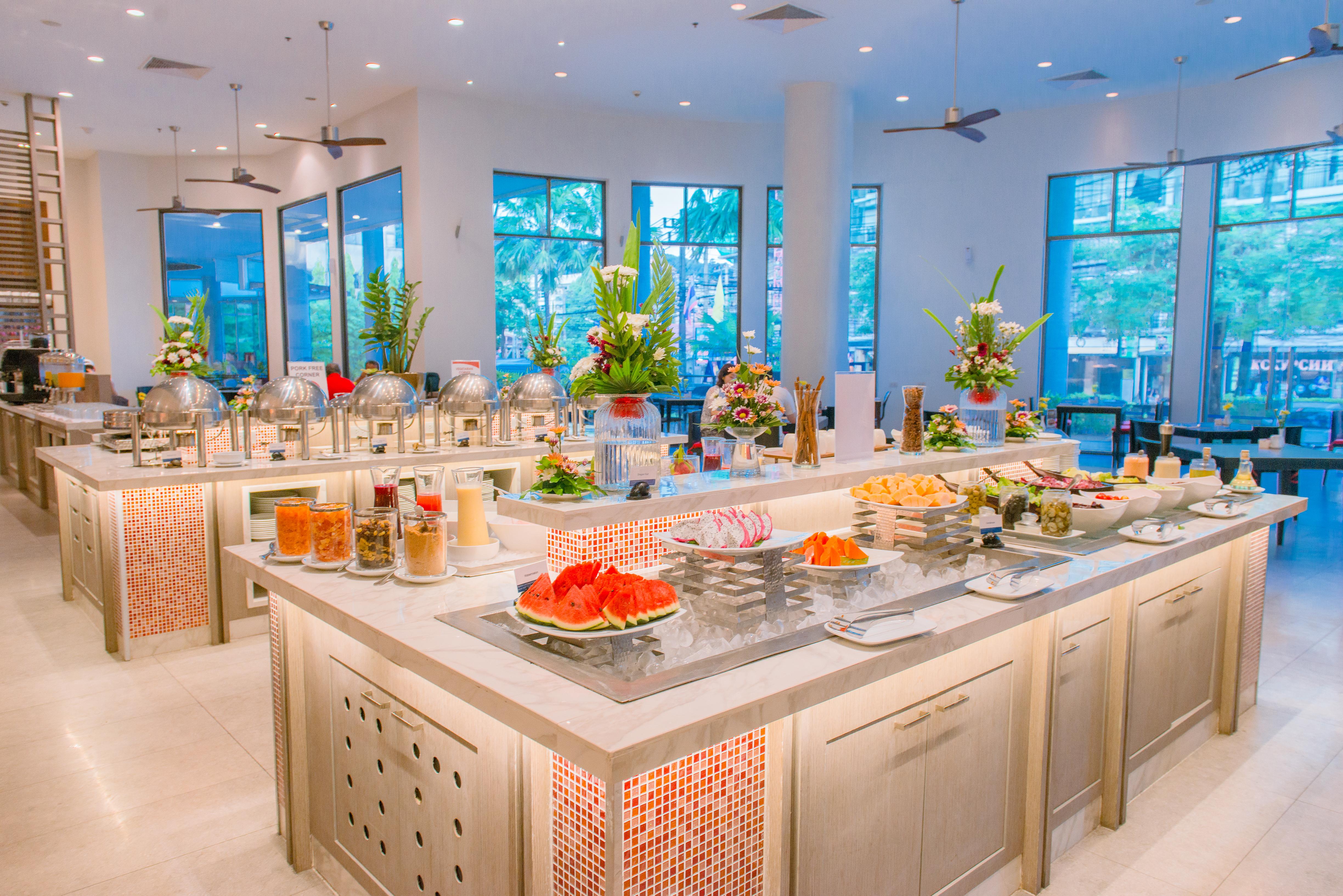 Deevana Plaza Phuket - Sha Extra Plus Patong Esterno foto